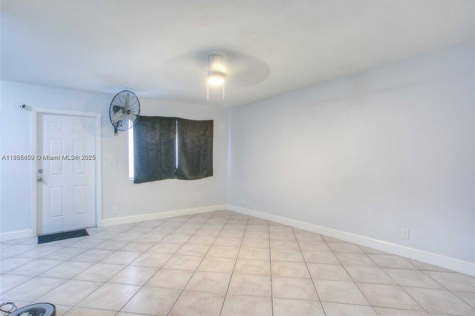 Small Image of 3030 NORTH WEST 13TH ST #2, Fort Lauderdale Number 12