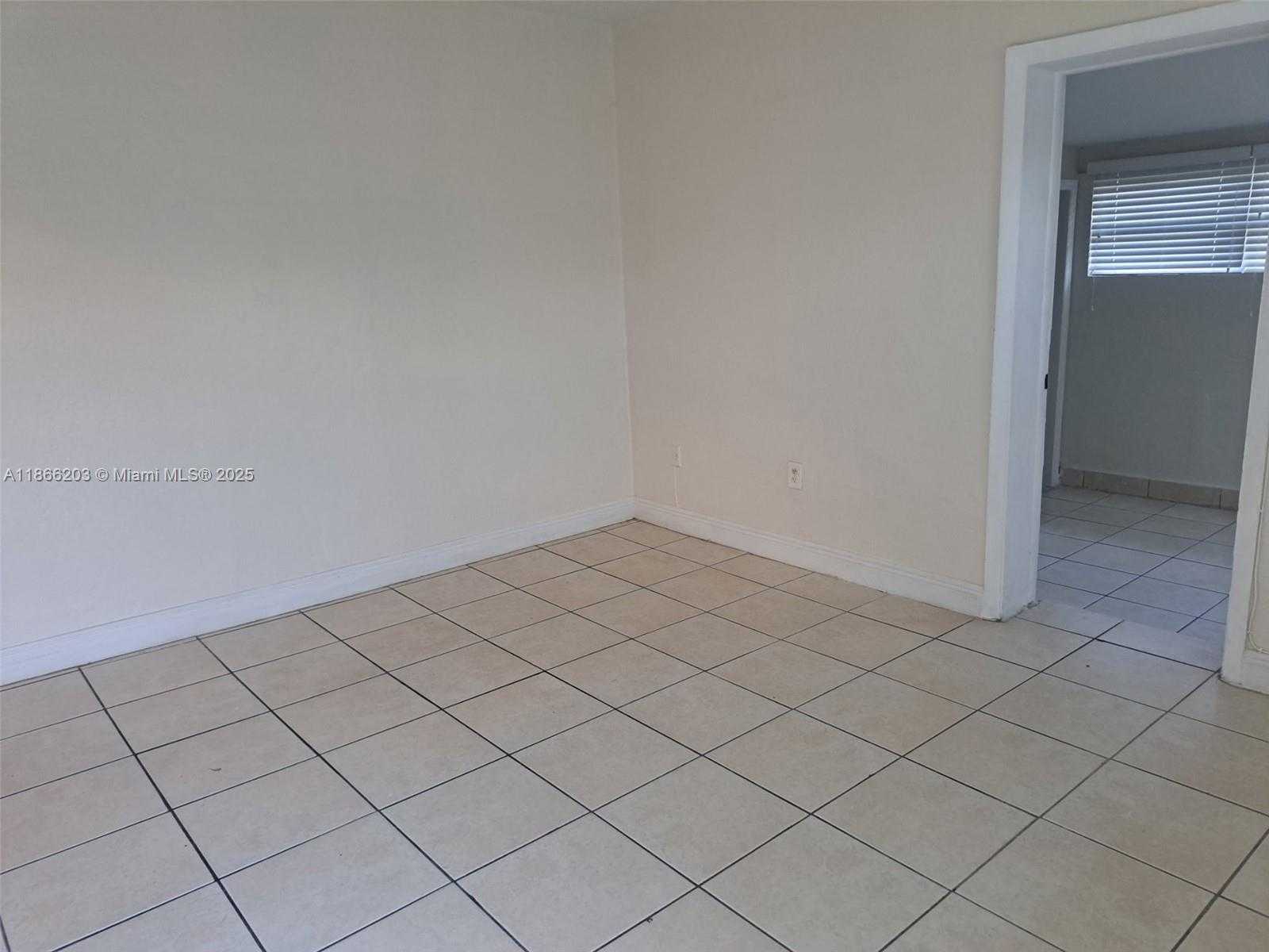 Small Image of 1411 NORTH WEST 55TH TER, Miami Number 2