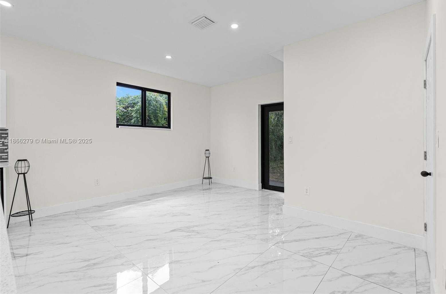 Small Image of 742 NORTH WEST 70TH ST, Miami Number 16
