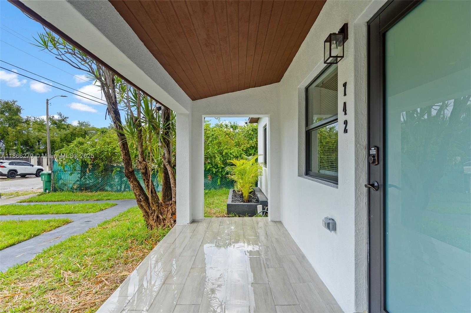 Small Image of 742 NORTH WEST 70TH ST, Miami Number 43
