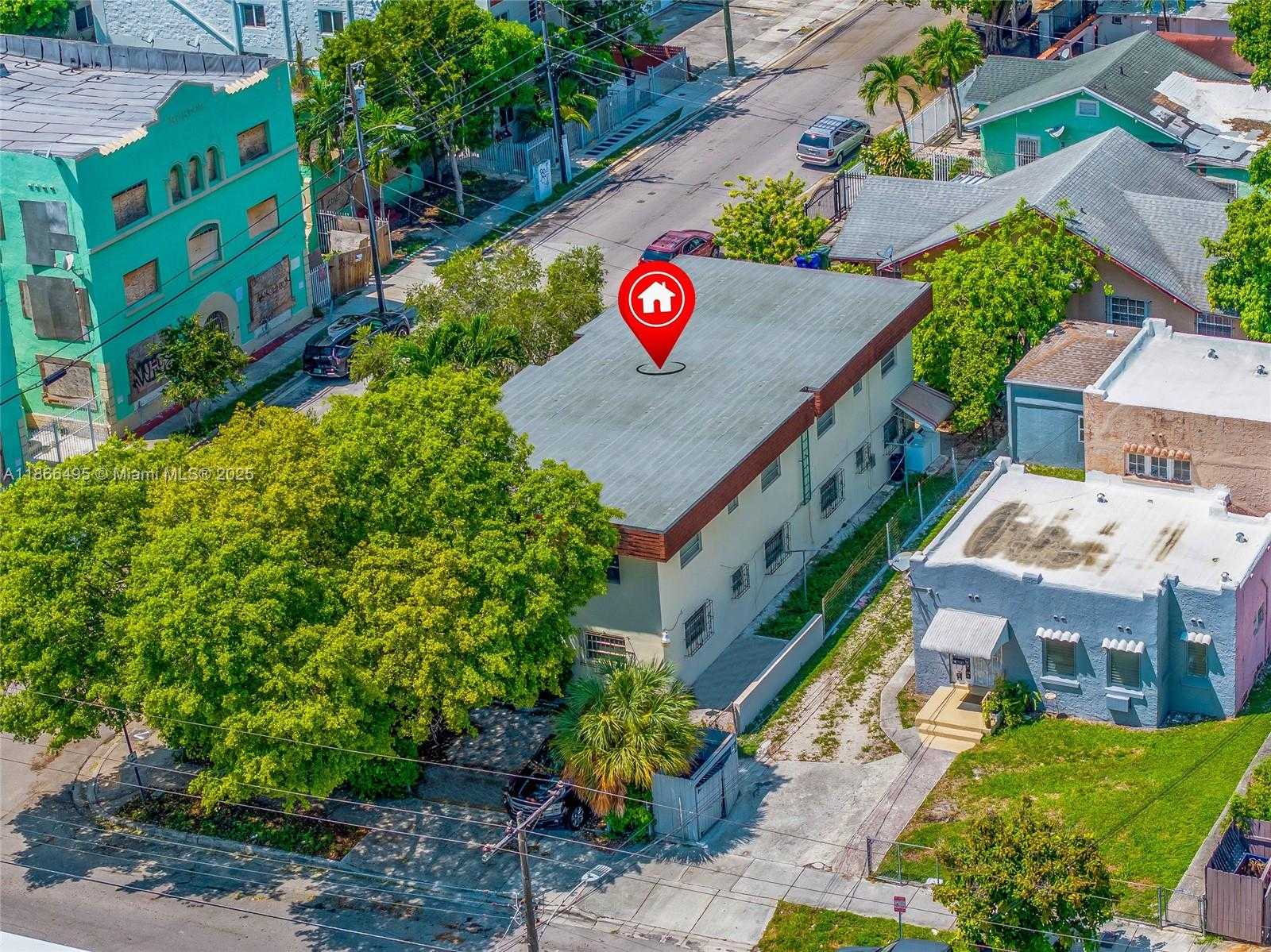 Small Image of 327 SOUTH WEST 13TH AVE, Miami Number 11