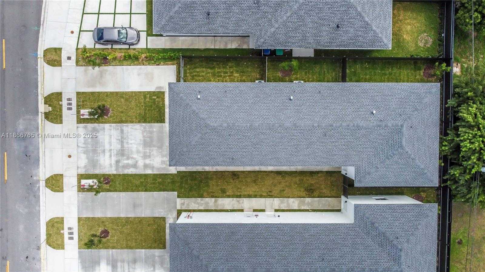 Small Image of 11246 SOUTH WEST 187TH ST, Miami Number 12