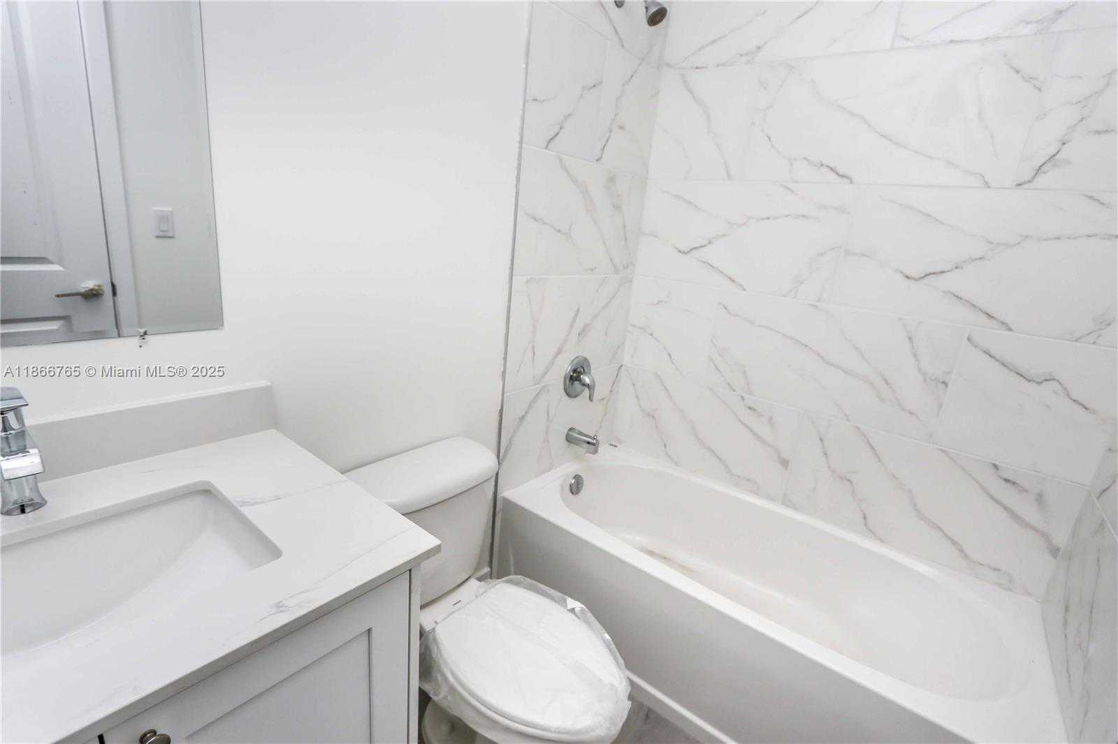 Small Image of 11246 SOUTH WEST 187TH ST, Miami Number 24