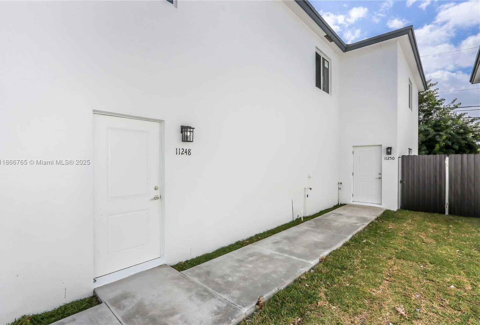 Small Image of 11246 SOUTH WEST 187TH ST, Miami Number 8