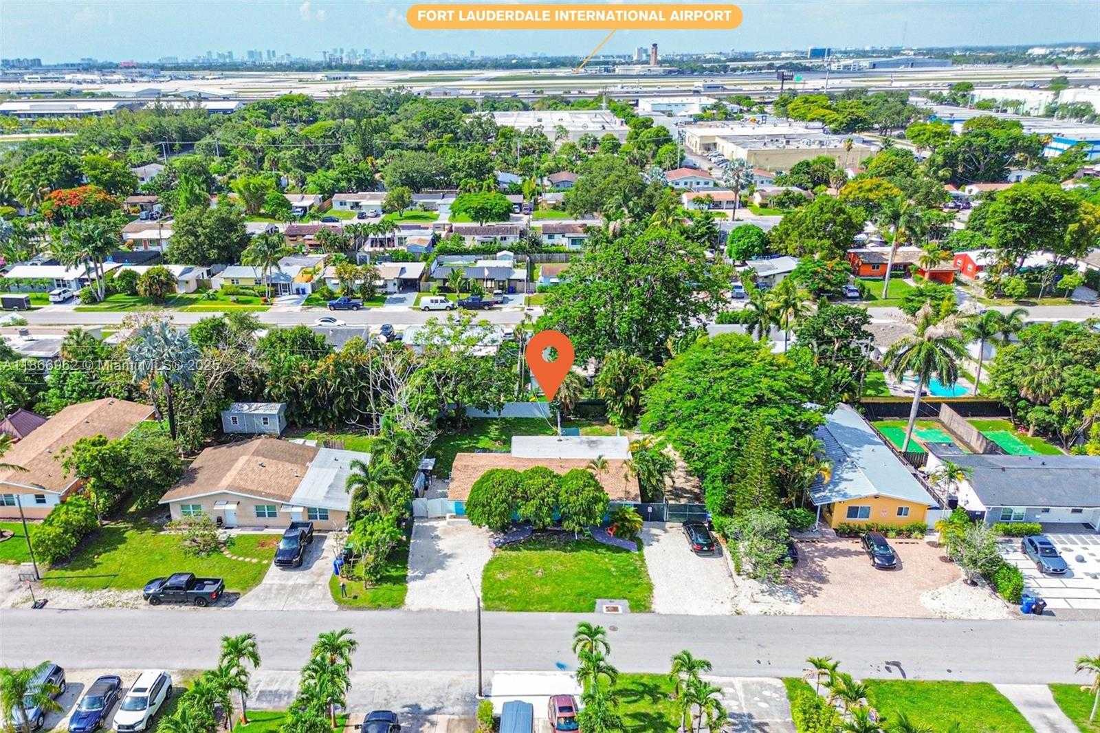 Small Image of 950 SOUTH WEST 30TH ST #2, Fort Lauderdale Number 3