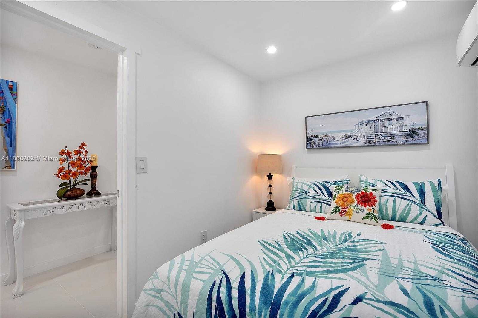 Small Image of 950 SOUTH WEST 30TH ST #2, Fort Lauderdale Number 30