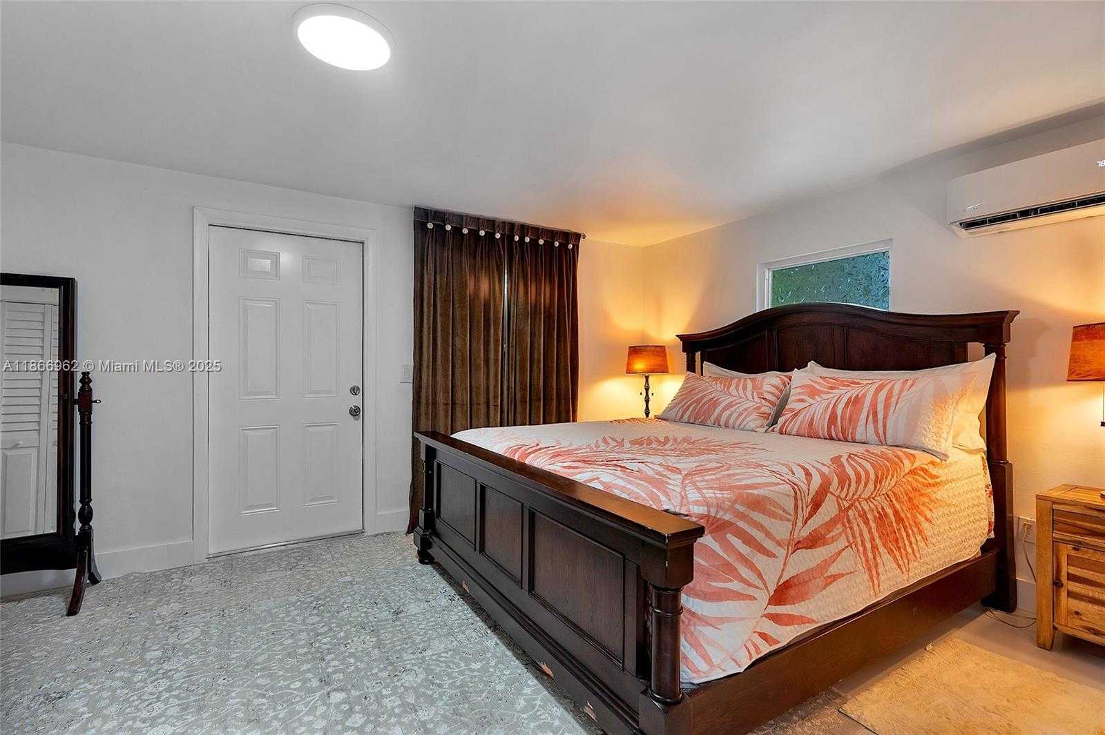 Small Image of 950 SOUTH WEST 30TH ST #2, Fort Lauderdale Number 35