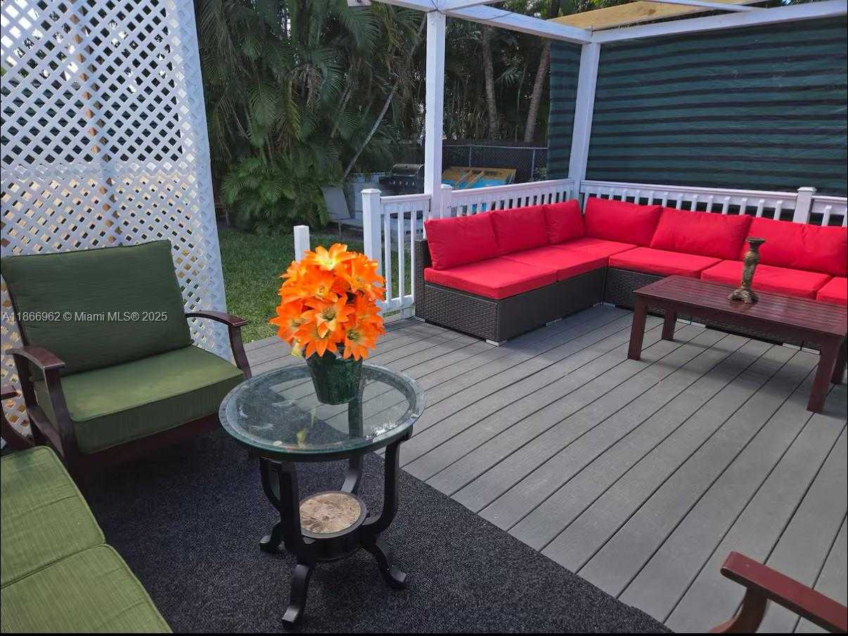 Small Image of 950 SOUTH WEST 30TH ST #2, Fort Lauderdale Number 40