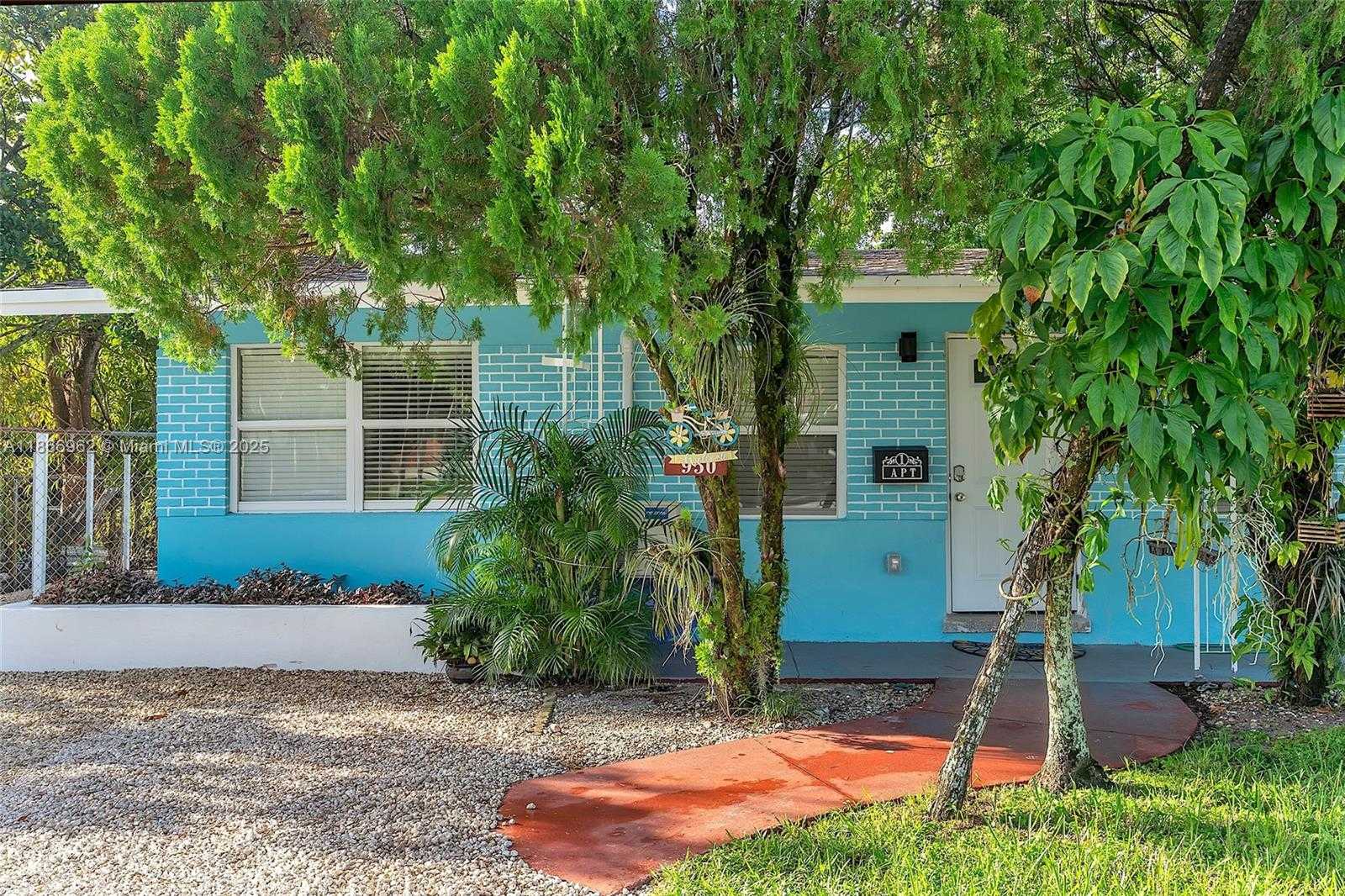 Small Image of 950 SOUTH WEST 30TH ST #2, Fort Lauderdale Number 46