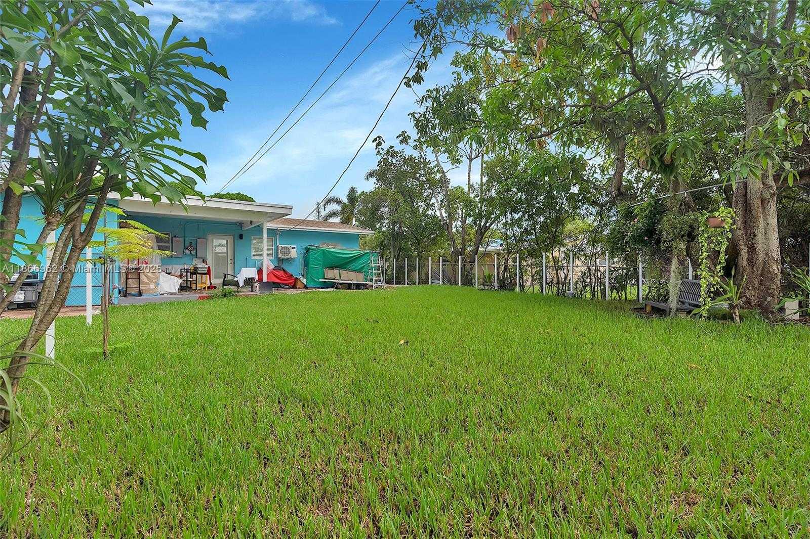 Small Image of 950 SOUTH WEST 30TH ST #2, Fort Lauderdale Number 64