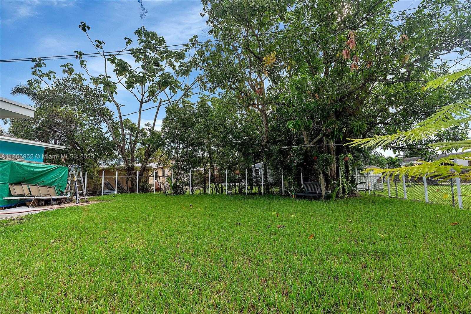 Small Image of 950 SOUTH WEST 30TH ST #2, Fort Lauderdale Number 66