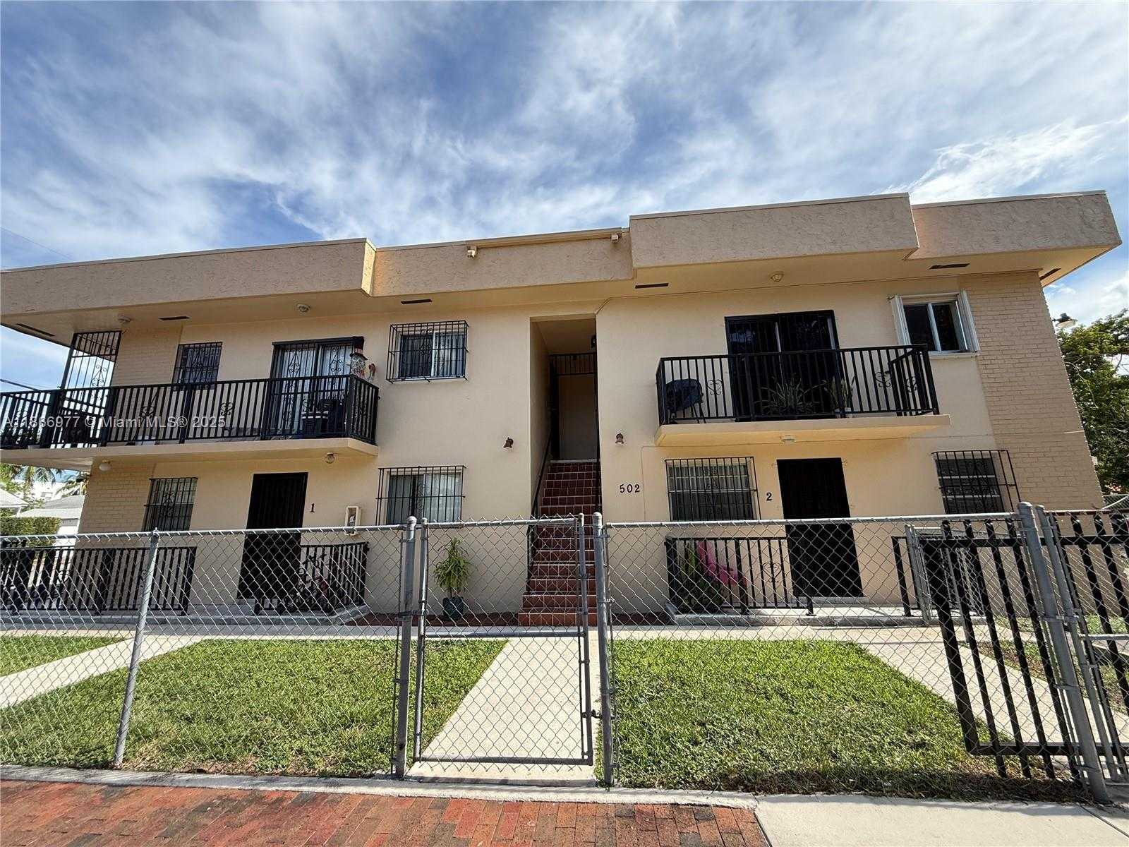 Small Image of 502 SOUTH WEST 13TH AVE #4, Miami Number 15