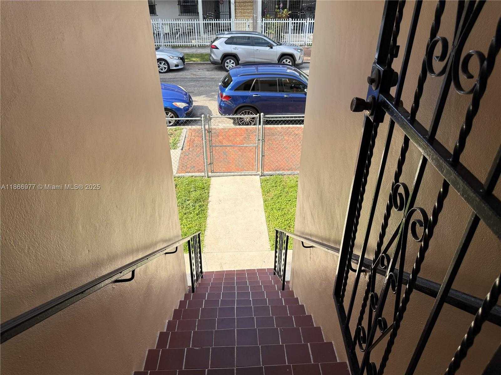 Small Image of 502 SOUTH WEST 13TH AVE #4, Miami Number 29
