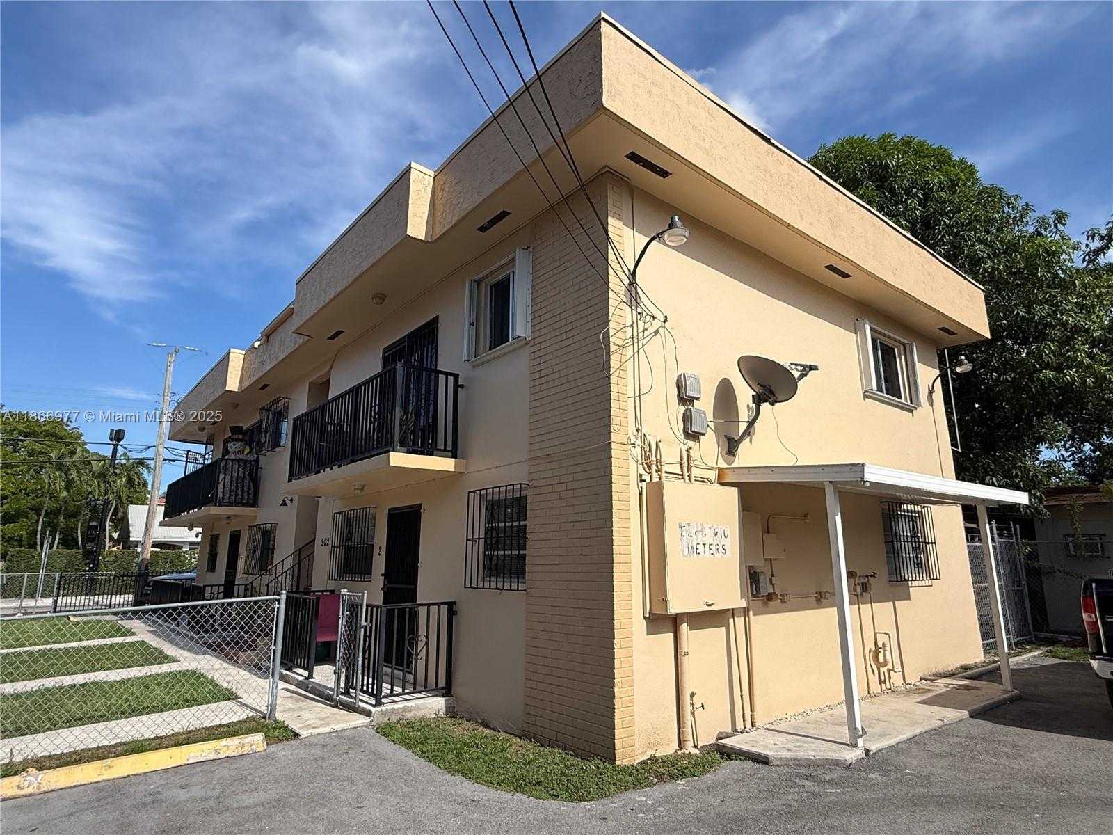 Small Image of 502 SOUTH WEST 13TH AVE #4, Miami Number 33