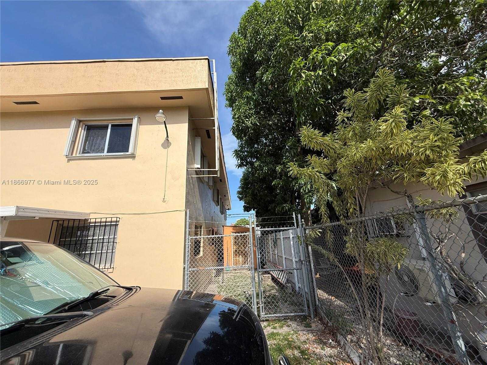Small Image of 502 SOUTH WEST 13TH AVE #4, Miami Number 35