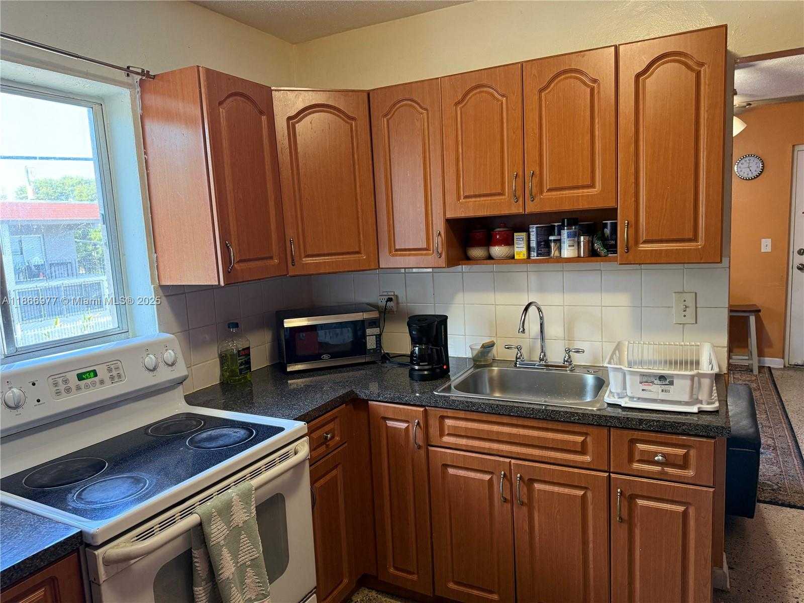 Small Image of 502 SOUTH WEST 13TH AVE #4, Miami Number 45