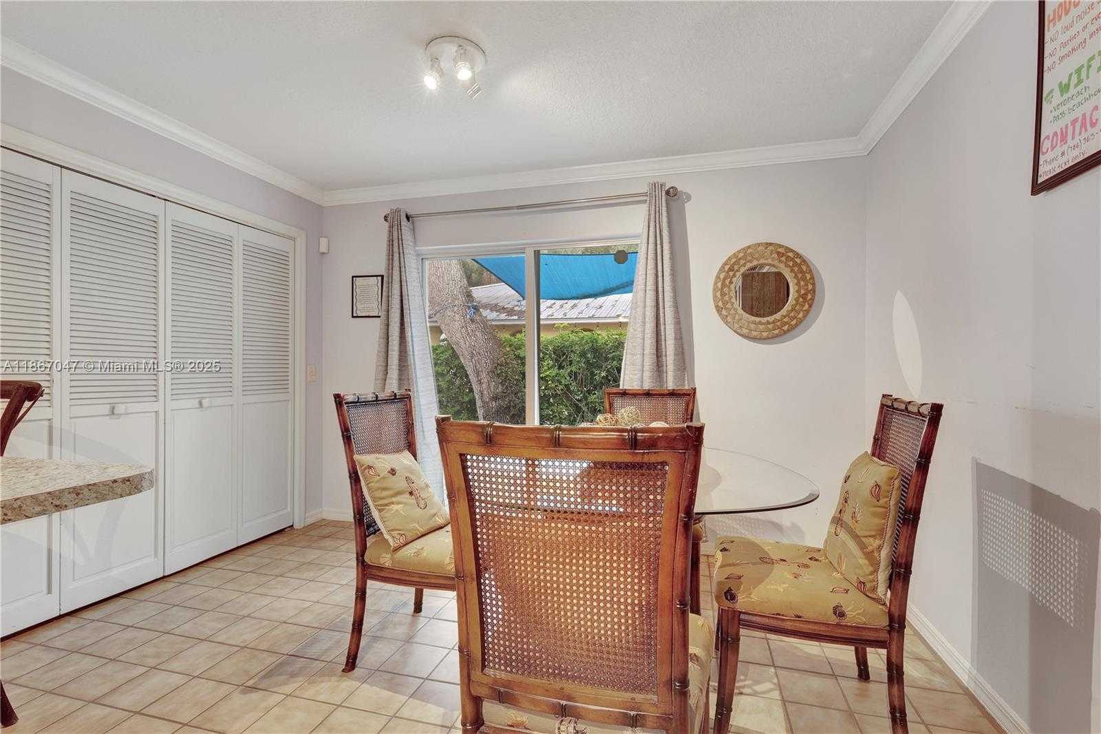 Small Image of 1505 CORAL AVE #2, Vero Beach Number 10