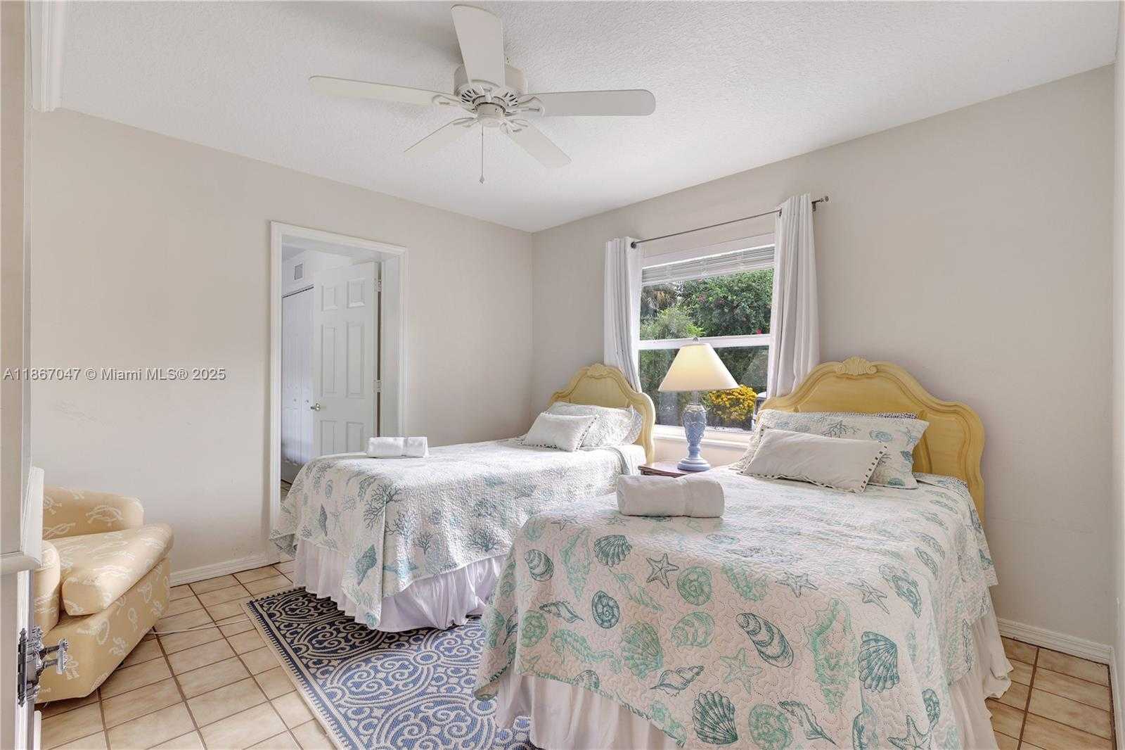 Small Image of 1505 CORAL AVE #2, Vero Beach Number 11