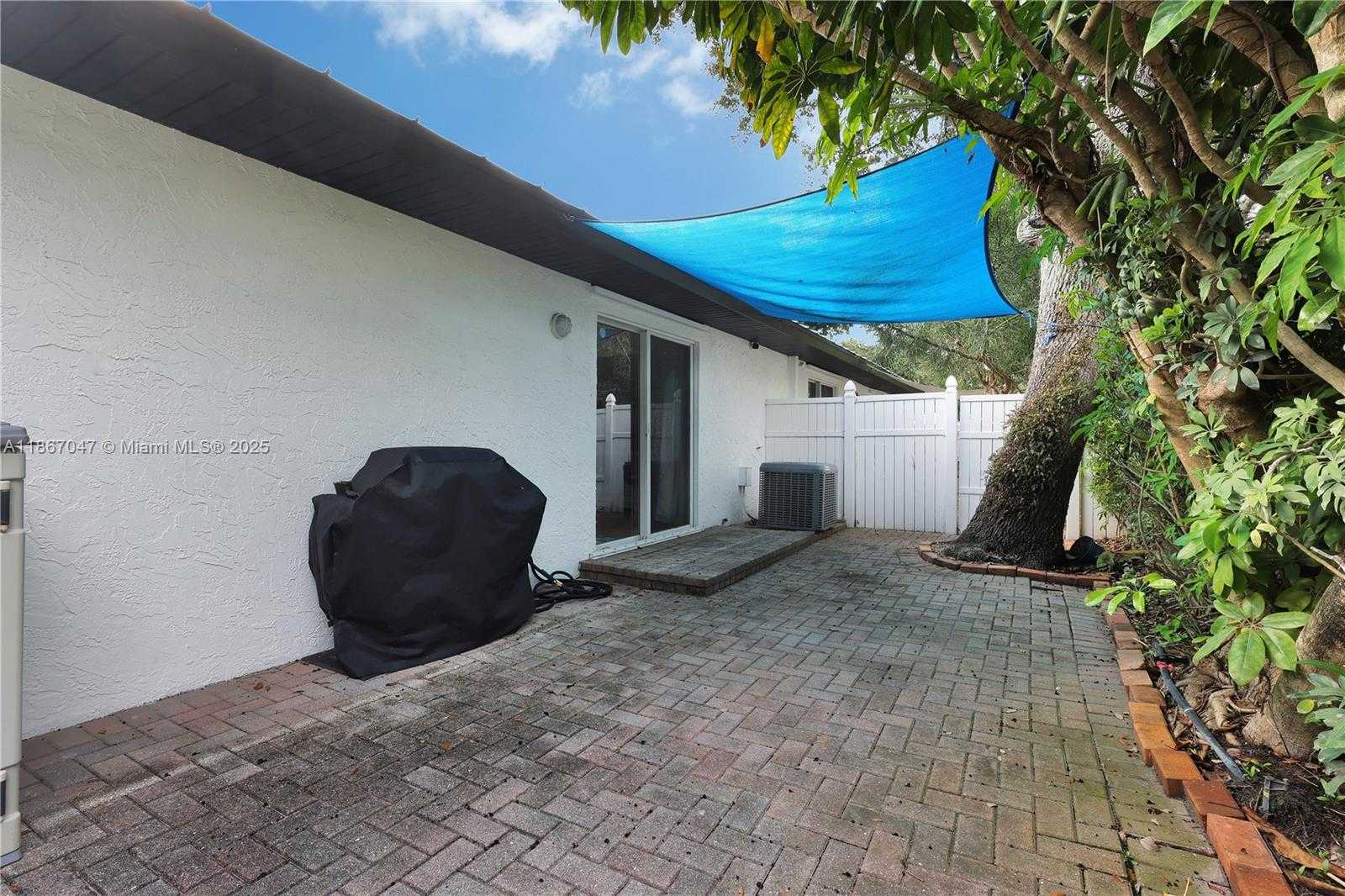 Small Image of 1505 CORAL AVE #2, Vero Beach Number 18