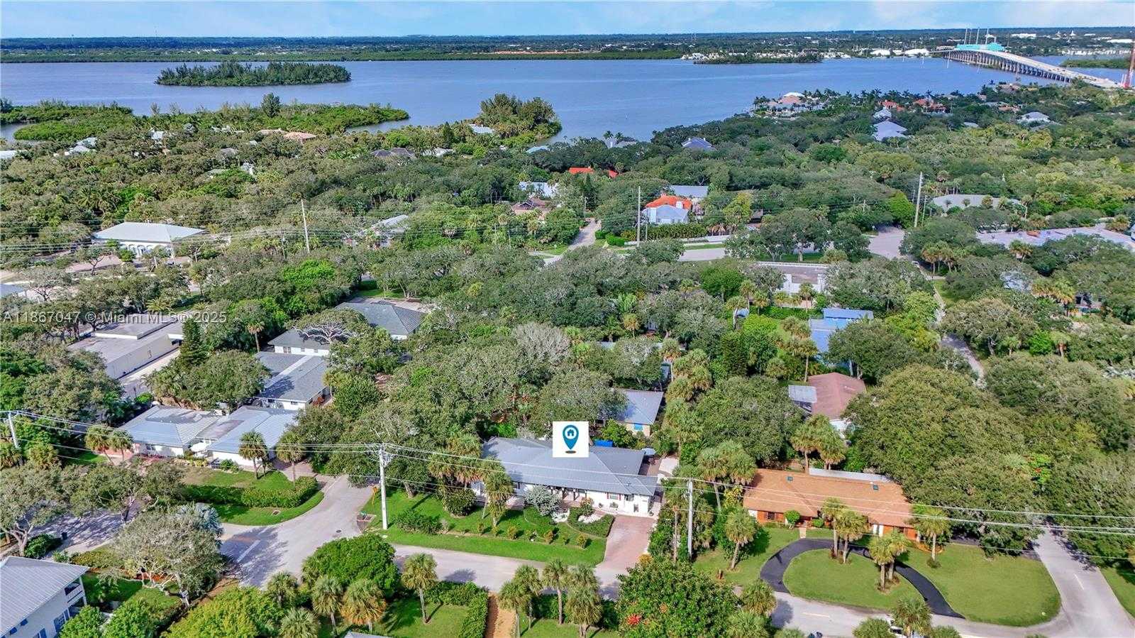 Small Image of 1505 CORAL AVE #2, Vero Beach Number 2