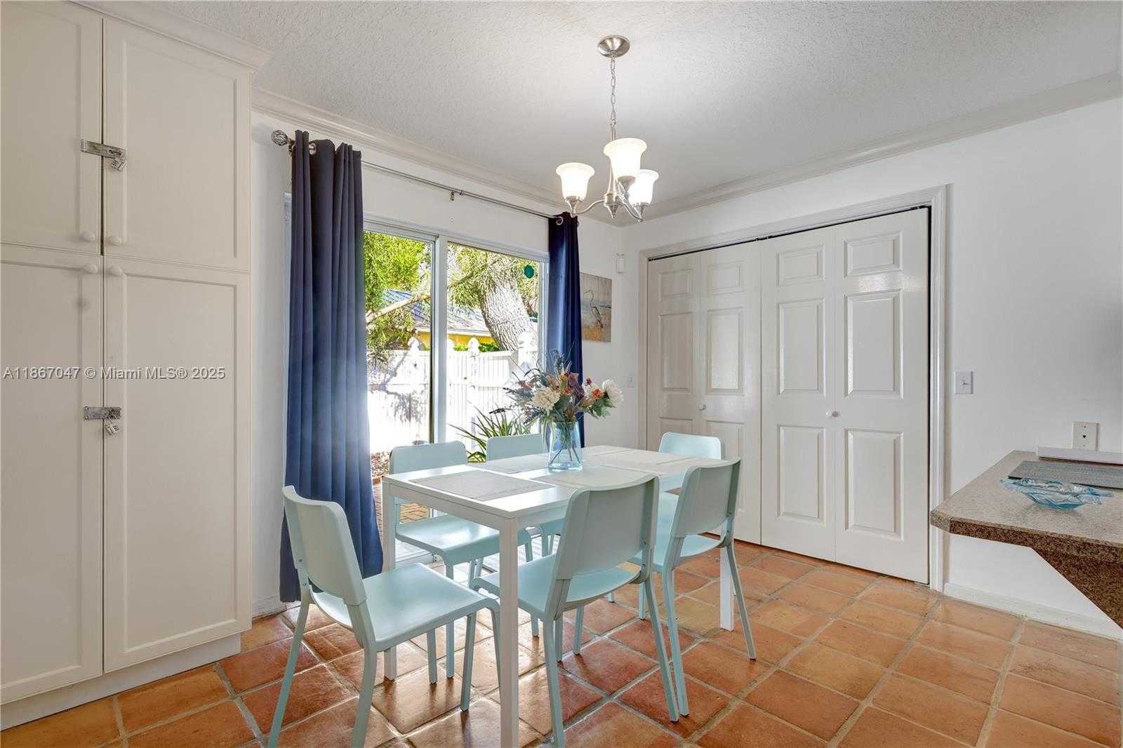 Small Image of 1505 CORAL AVE #2, Vero Beach Number 27