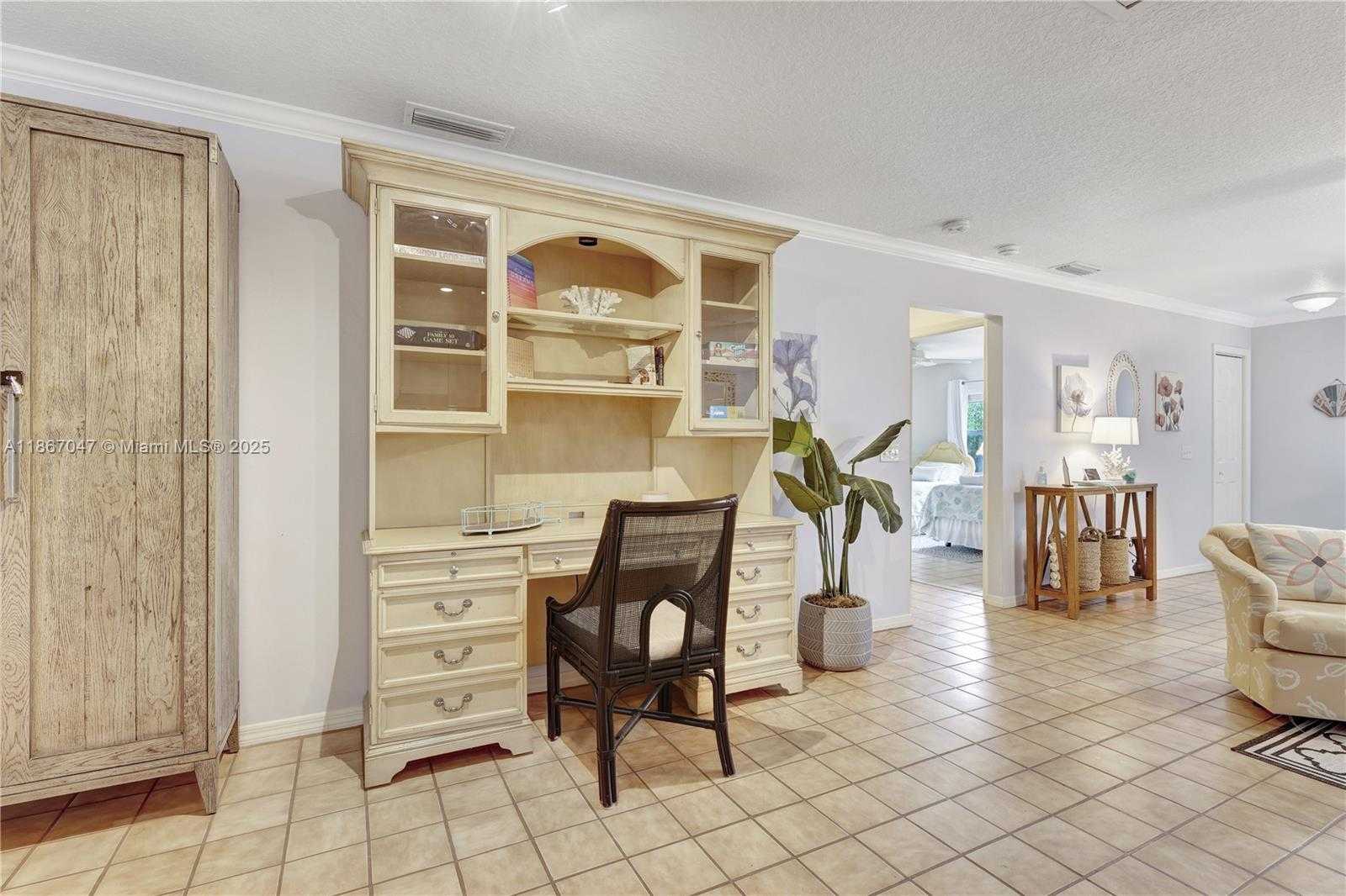 Small Image of 1505 CORAL AVE #2, Vero Beach Number 9