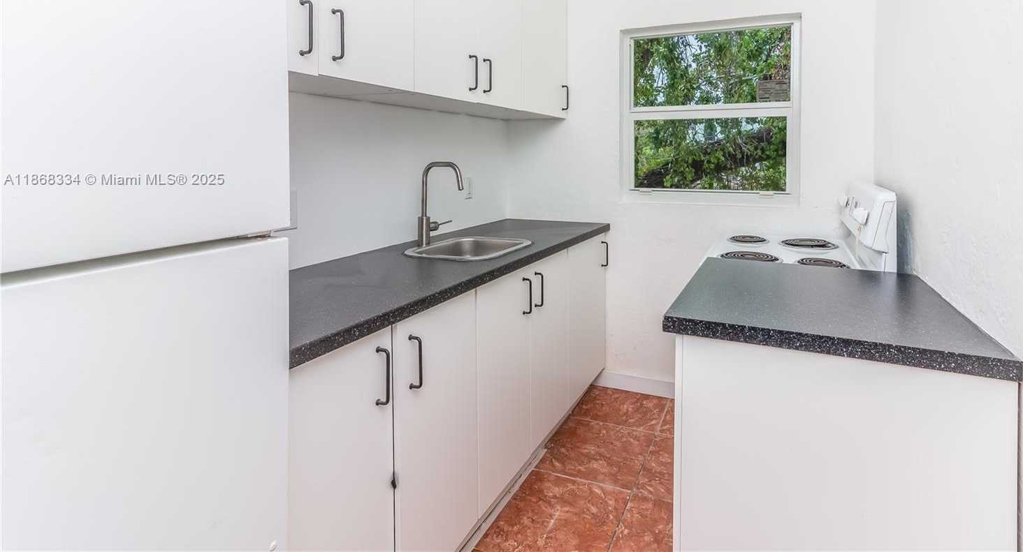 Small Image of 1245 NORTH WEST 60TH ST, Miami Number 11