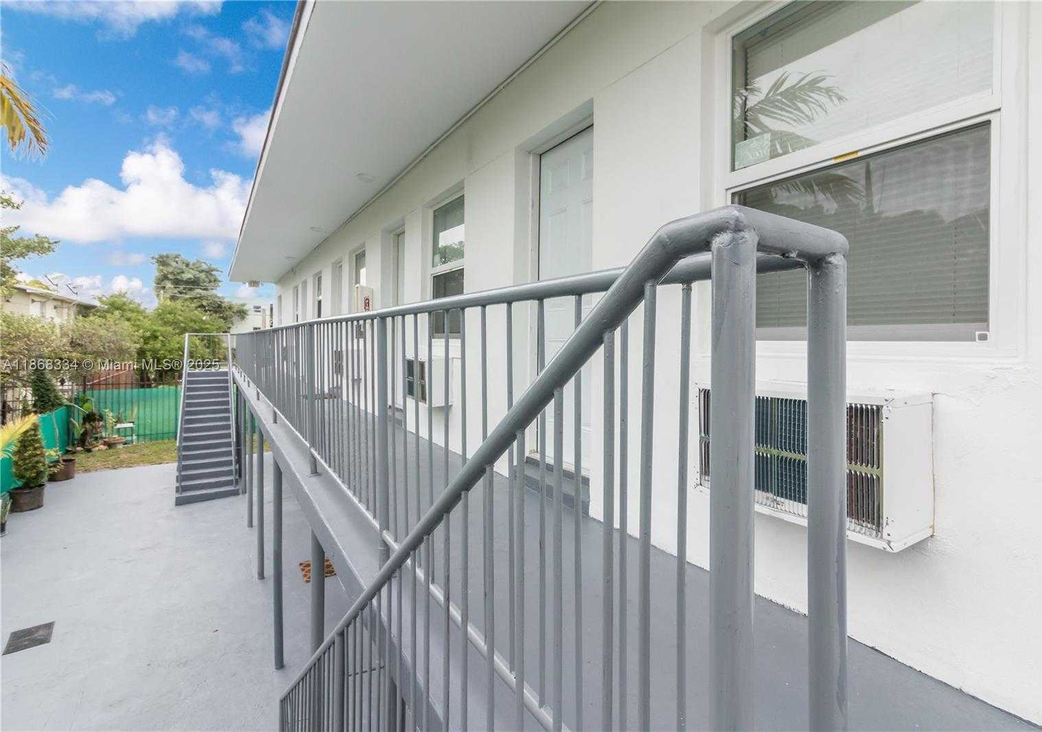 Small Image of 1245 NORTH WEST 60TH ST, Miami Number 6