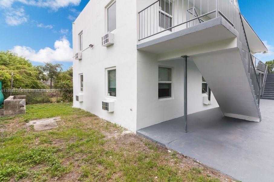 Small Image of 1245 NORTH WEST 60TH ST, Miami Number 7