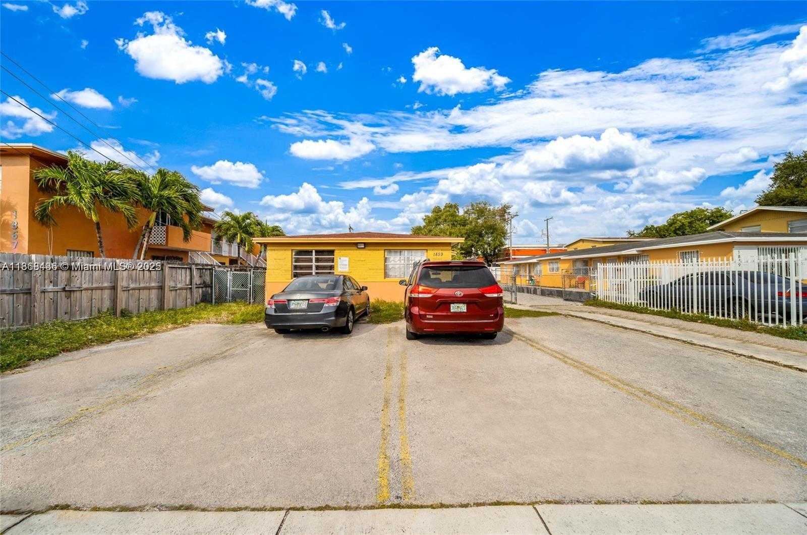 Small Image of 1859 NORTH WEST 35TH ST, Miami Number 3