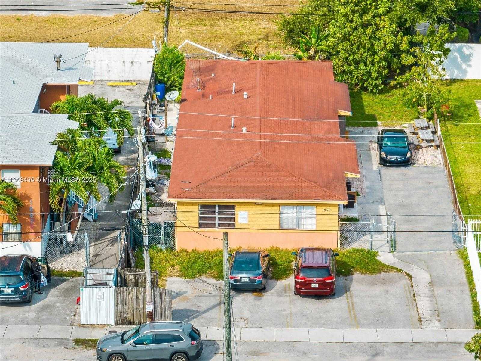 Small Image of 1859 NORTH WEST 35TH ST, Miami Number 8