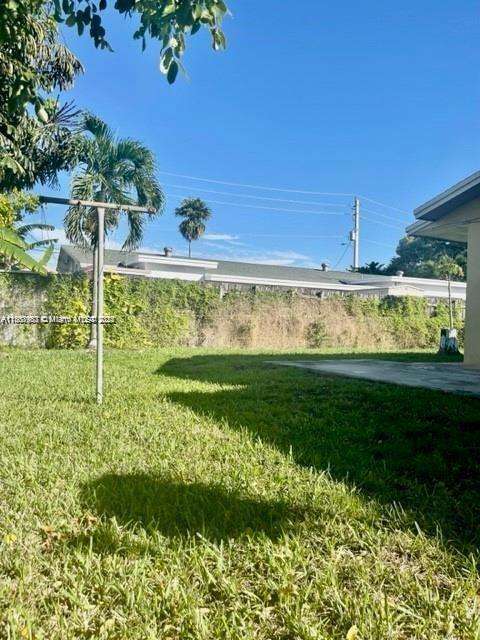 Small Image of 310 SOUTH WEST 10TH TER, Hallandale Beach Number 11