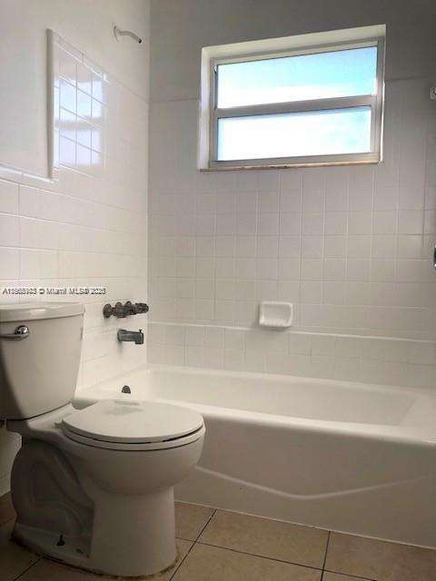 Small Image of 310 SOUTH WEST 10TH TER, Hallandale Beach Number 17