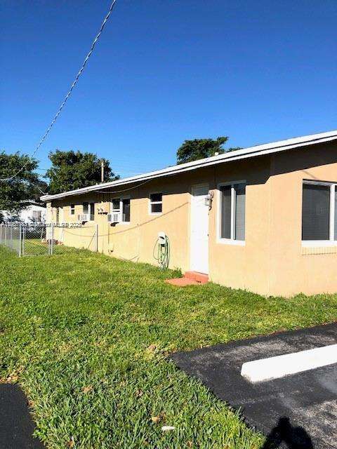 Small Image of 310 SOUTH WEST 10TH TER, Hallandale Beach Number 19