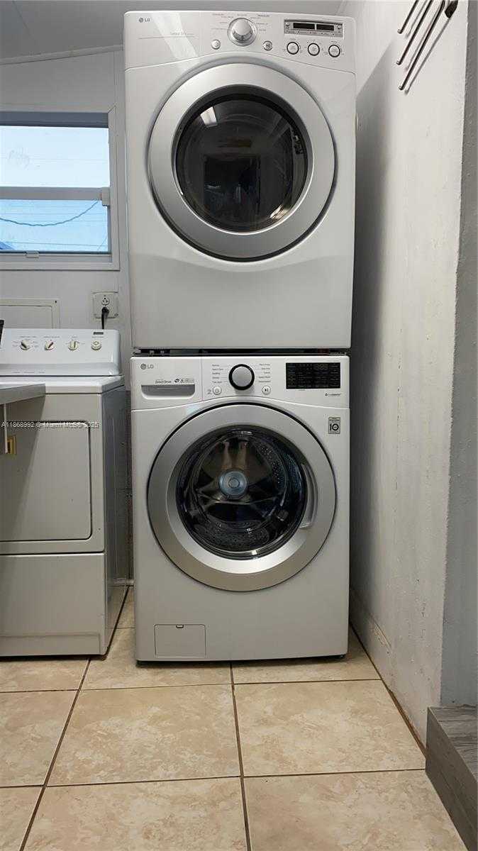 Small Image of 7046 SOUTH WEST 22ND ST #2, Miami Number 22