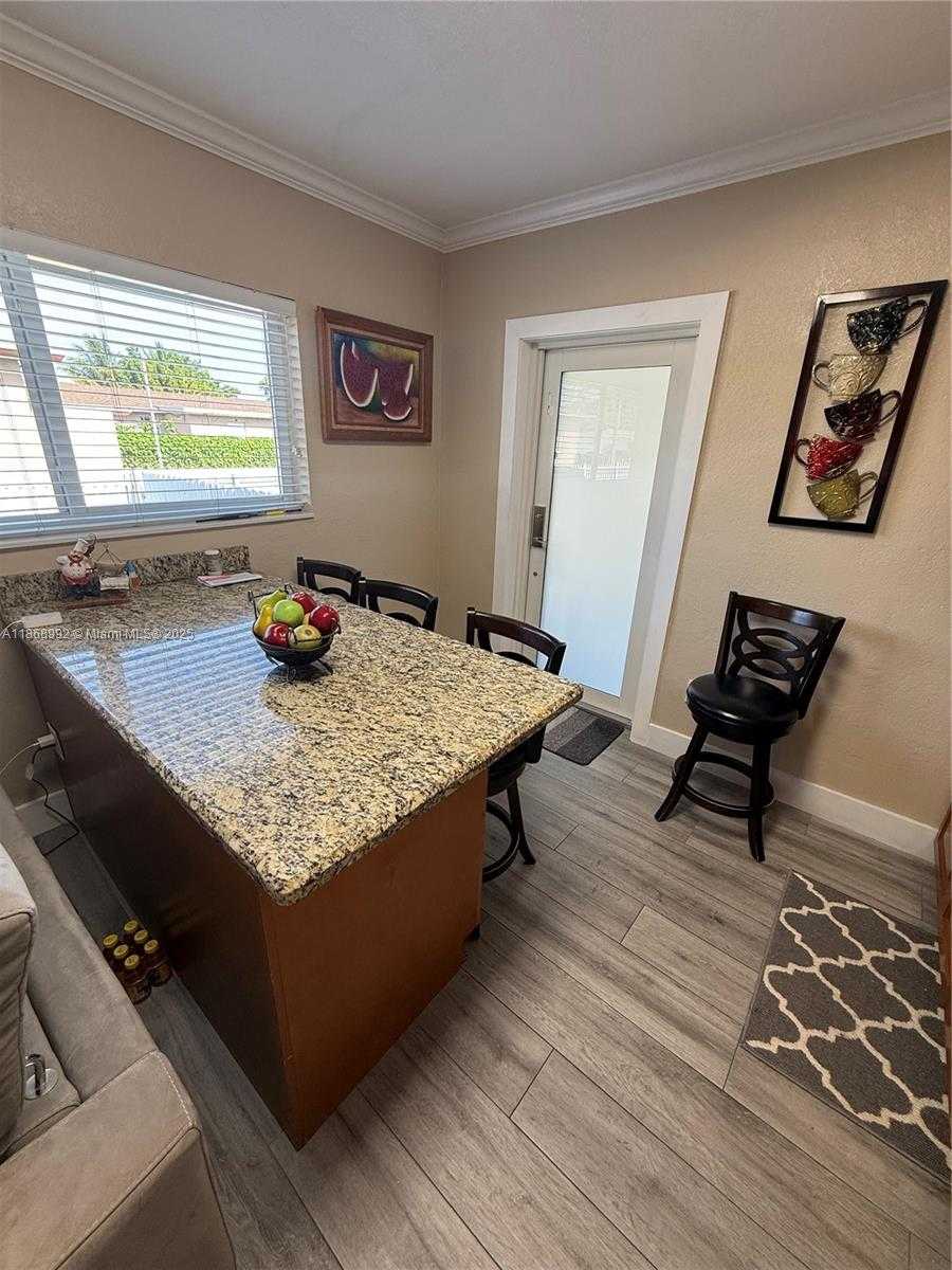 Small Image of 7046 SOUTH WEST 22ND ST #2, Miami Number 26