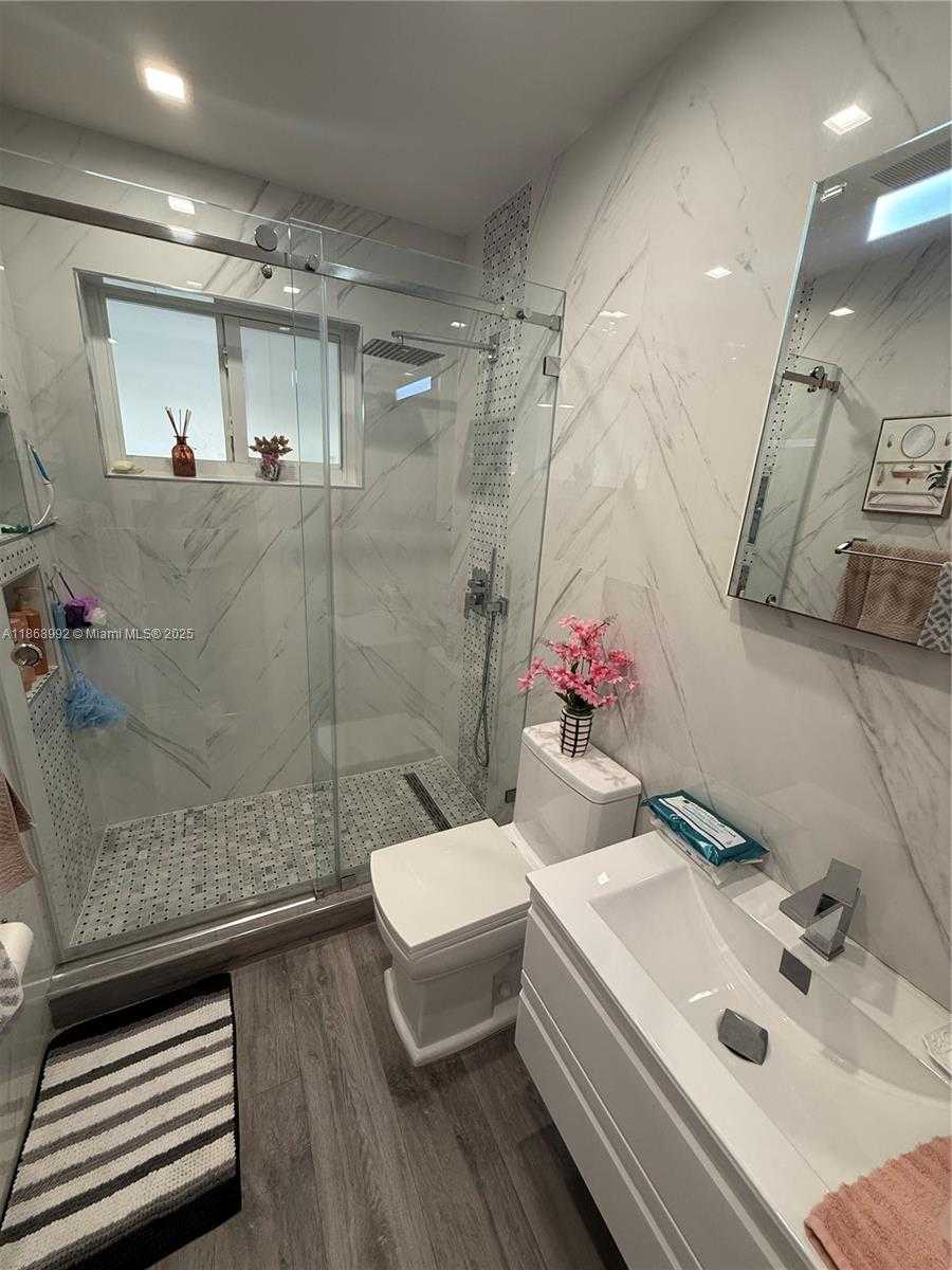 Small Image of 7046 SOUTH WEST 22ND ST #2, Miami Number 29