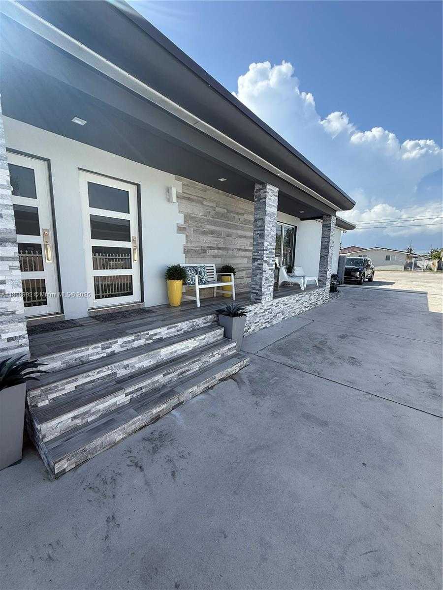 Small Image of 7046 SOUTH WEST 22ND ST #2, Miami Number 3