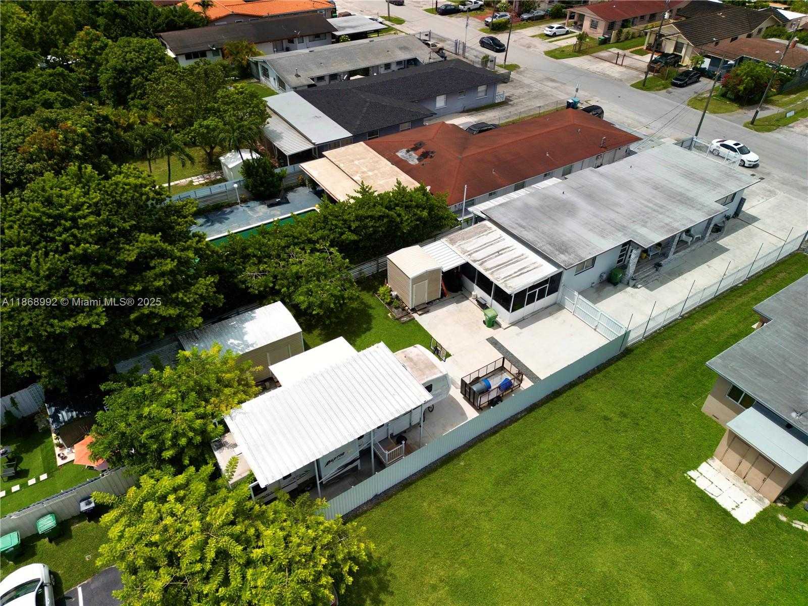 Small Image of 7046 SOUTH WEST 22ND ST #2, Miami Number 7
