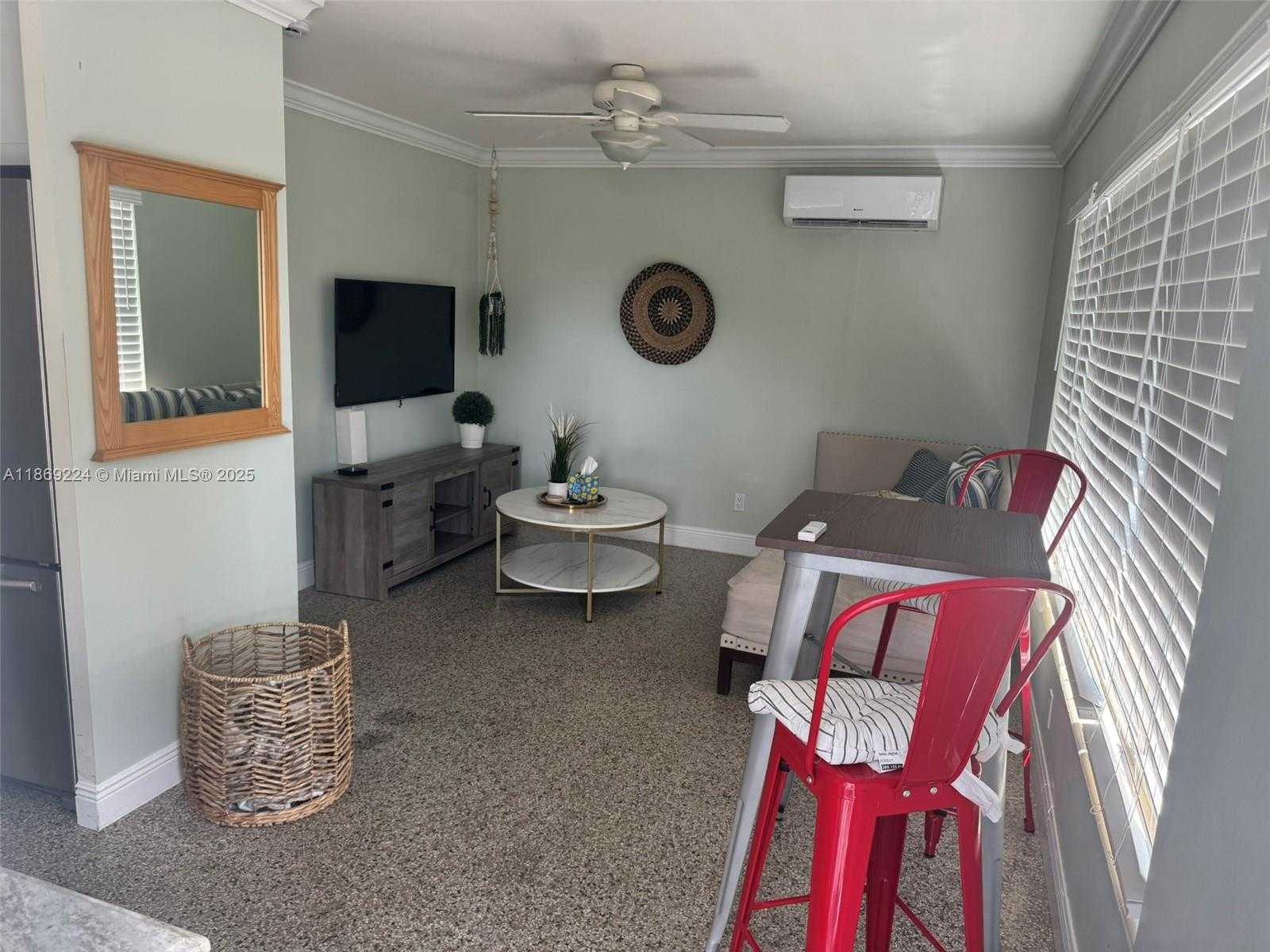 Small Image of 121 LINDA LN #3, Palm Beach Shores Number 21