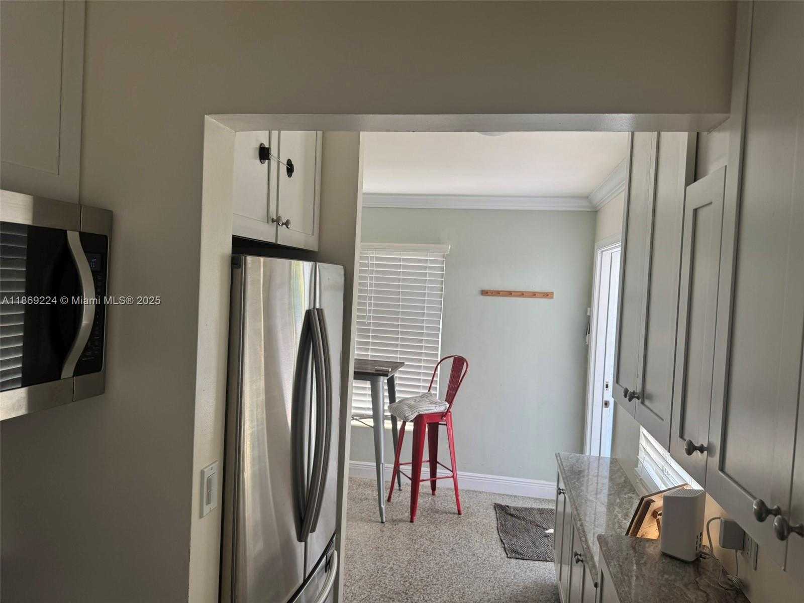 Small Image of 121 LINDA LN #3, Palm Beach Shores Number 25