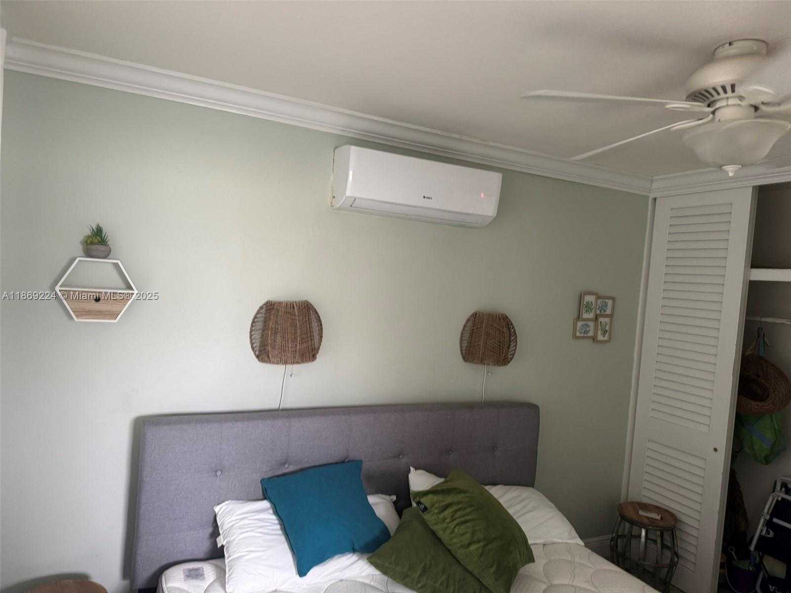 Small Image of 121 LINDA LN #3, Palm Beach Shores Number 27