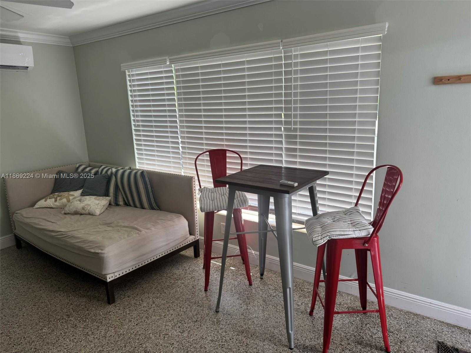 Small Image of 121 LINDA LN #3, Palm Beach Shores Number 38