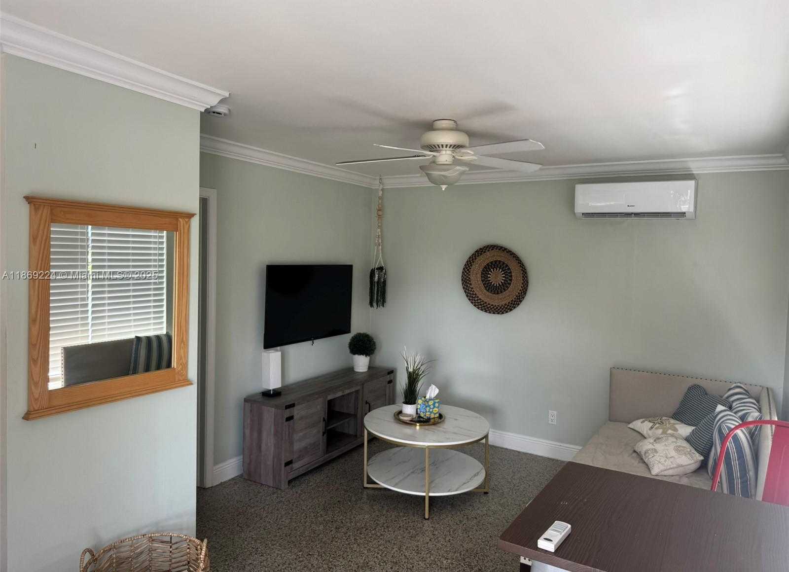 Small Image of 121 LINDA LN #3, Palm Beach Shores Number 41