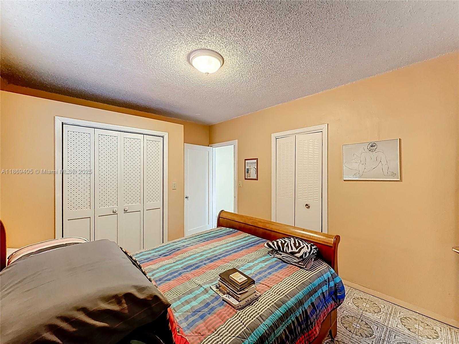 Small Image of 1055 NORTH WEST 32ND CT, Miami Number 15