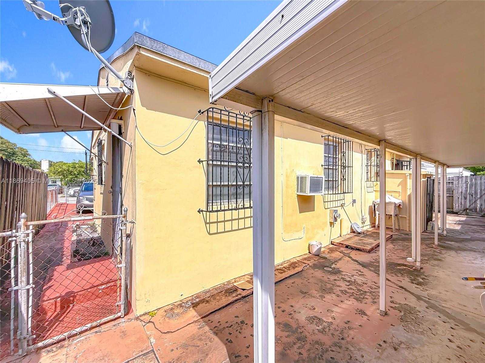Small Image of 1055 NORTH WEST 32ND CT, Miami Number 19