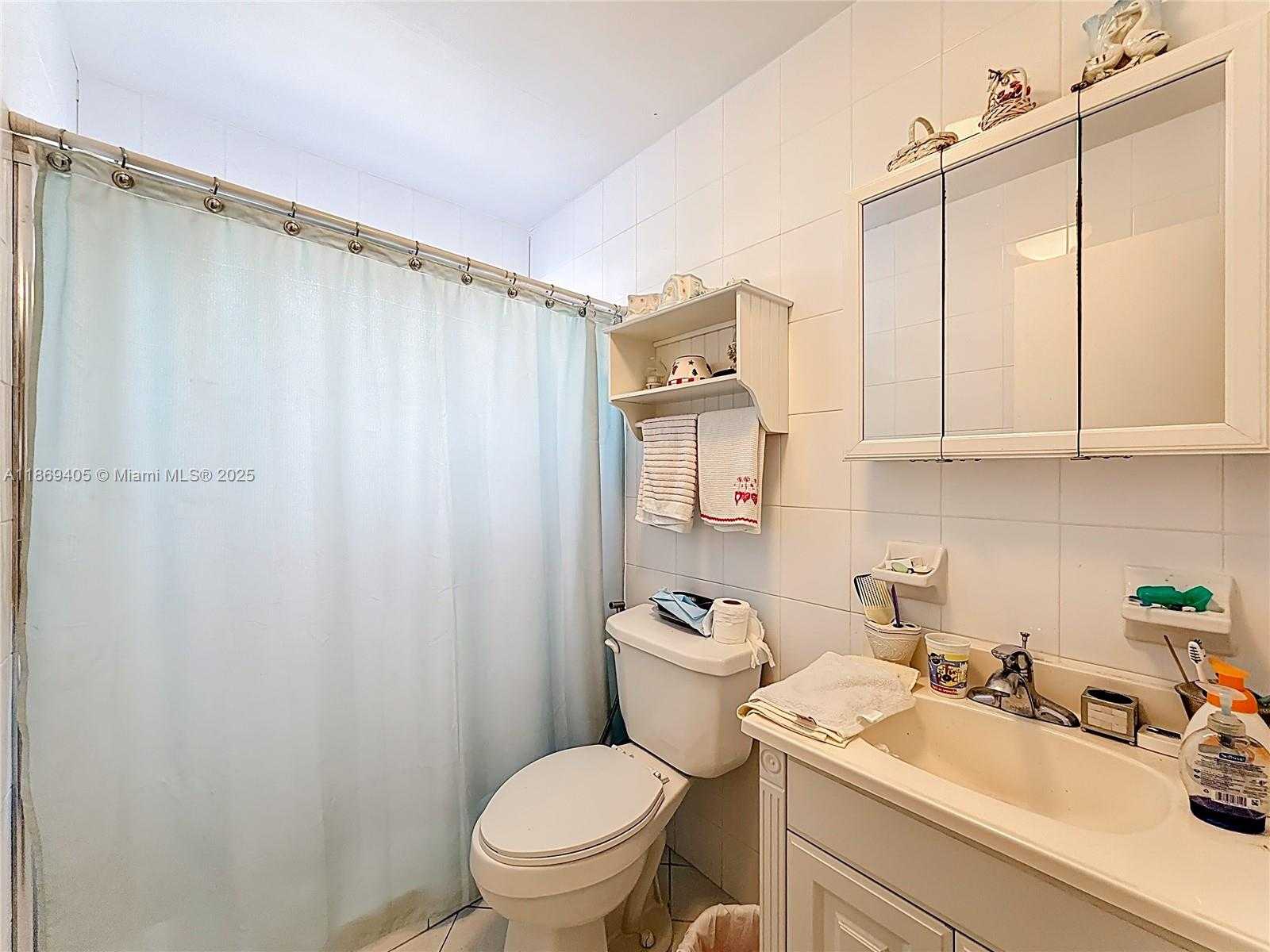 Small Image of 1055 NORTH WEST 32ND CT, Miami Number 33