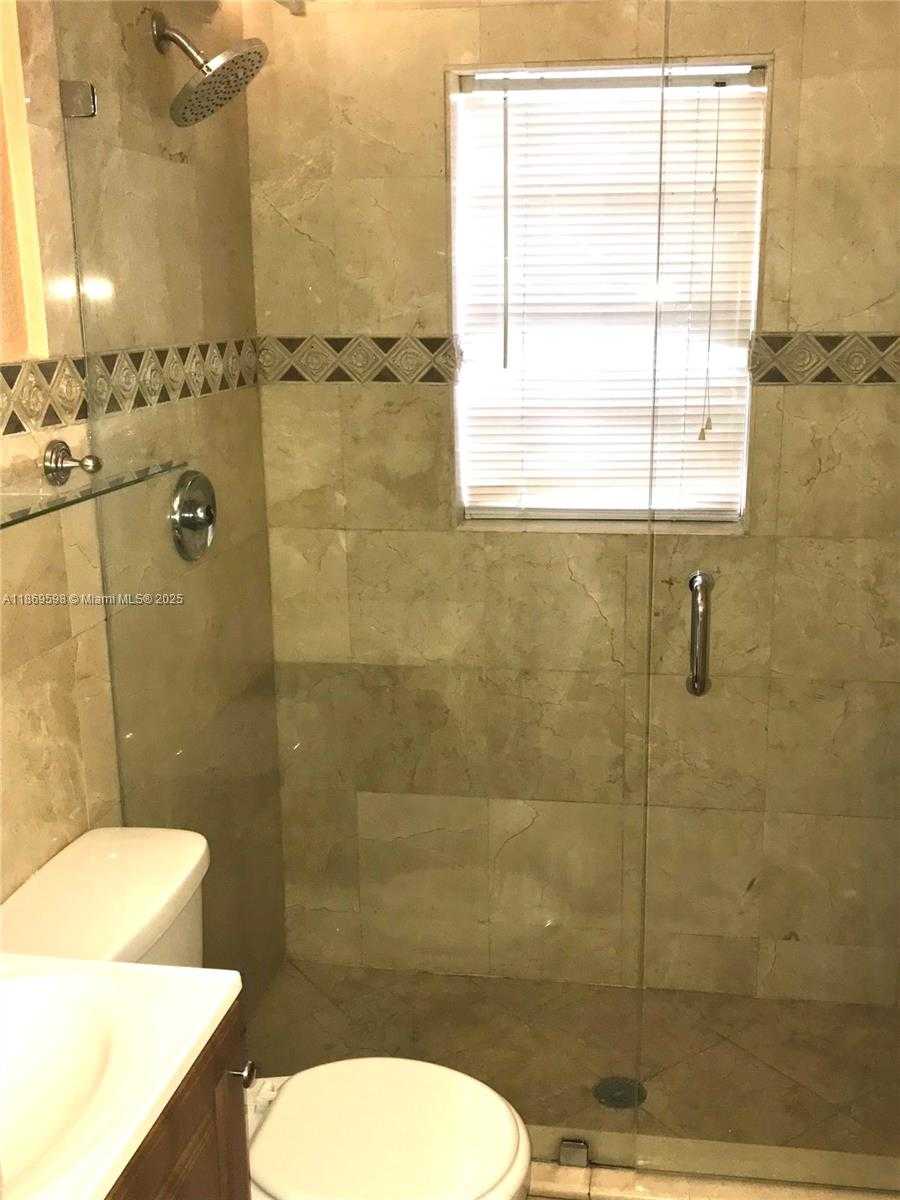 Small Image of 27 SOUTH WEST 55TH AVE RD, Miami Number 11