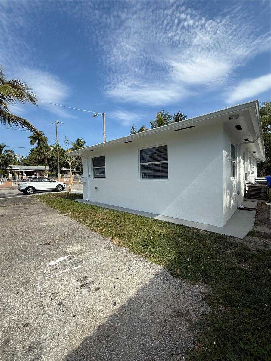 Small Image of 301 NORTH WEST 34TH ST, Miami Number 37