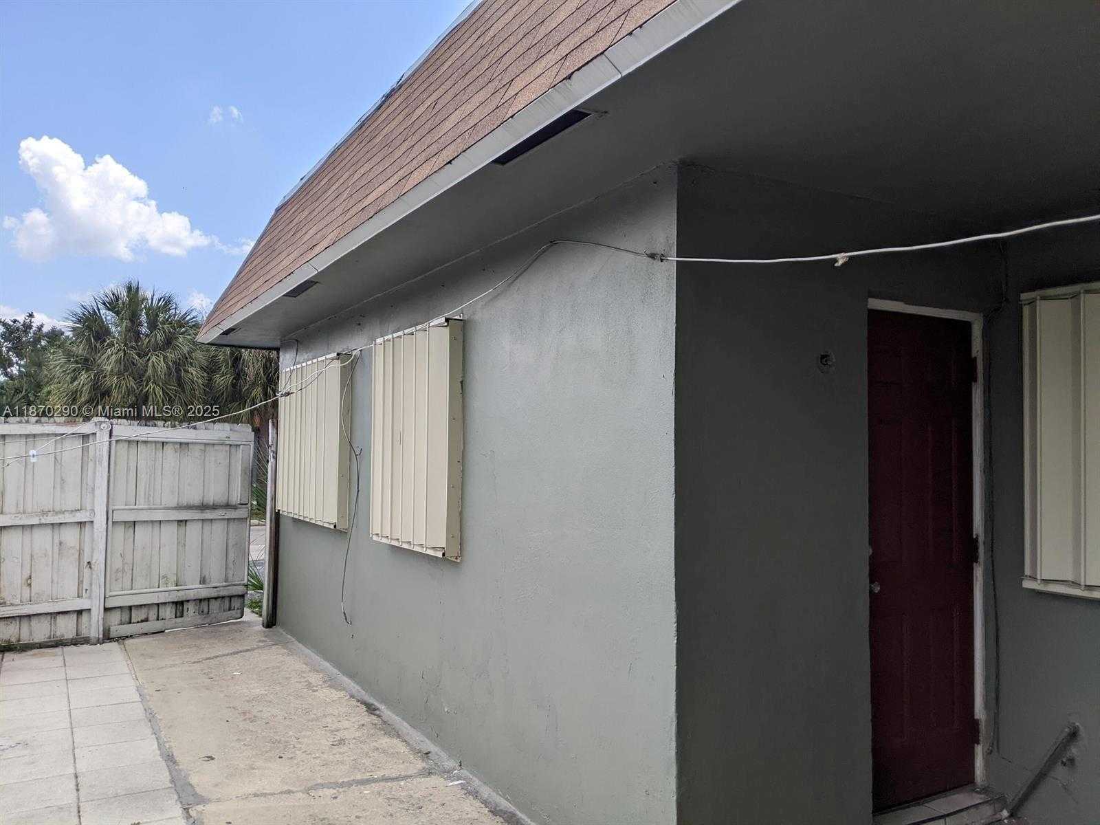 Small Image of 7801 SOUTH WEST 10TH ST, North Lauderdale Number 6